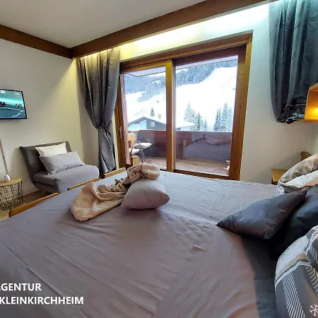 Ski-to-door Kaiserburg Appartement *